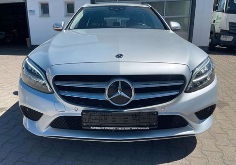 Mercedes-Benz C 300, 2020