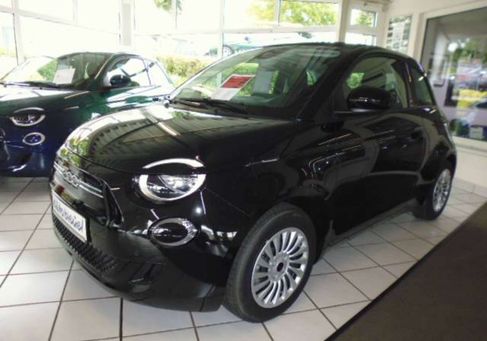 Fiat 500, 2025