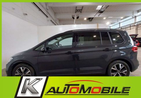 Volkswagen Touran, 2025 3