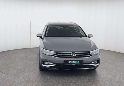 Volkswagen Passat Variant, 2022