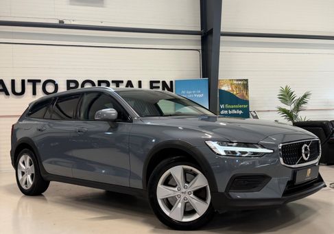 Volvo V60 Cross Country, 2022 2
