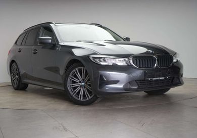 BMW 318, 2020