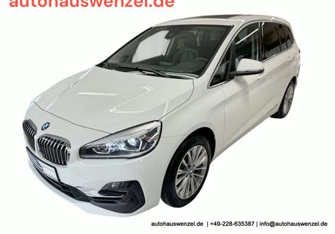 BMW 218, 2020