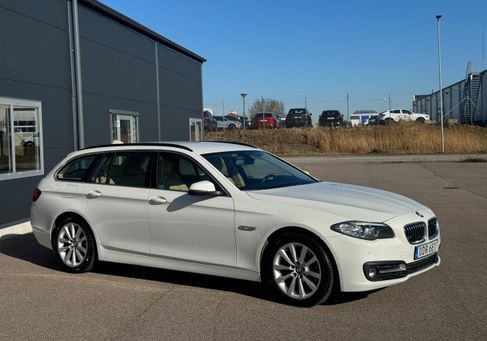 BMW 520, 2016