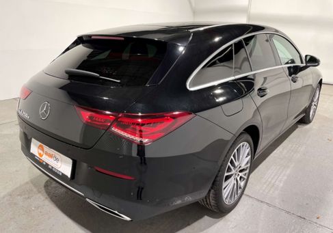 Mercedes-Benz CLA 250, 2022