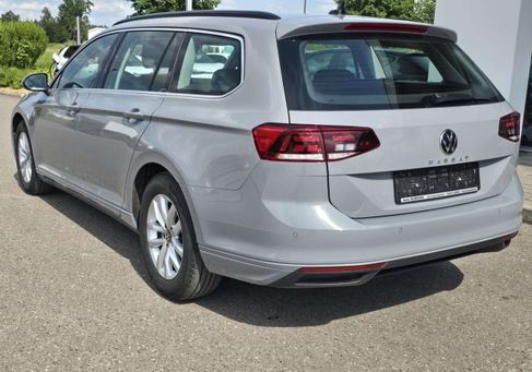 Volkswagen Passat Variant, 2023 3
