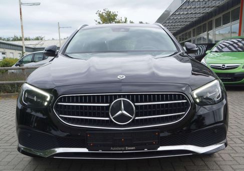 Mercedes-Benz E 300, 2022 2
