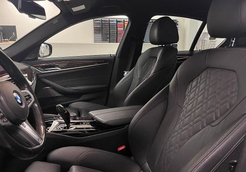 BMW 520, 2022 3