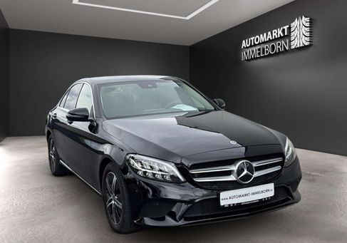 Mercedes-Benz C 300, 2021