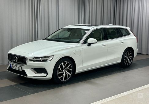 Volvo V60, 2022