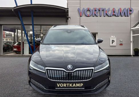 Skoda Superb, 2022