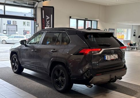 Toyota RAV 4, 2019 3