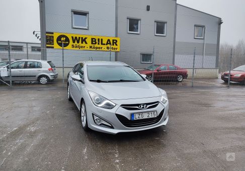 Hyundai i40, 2013