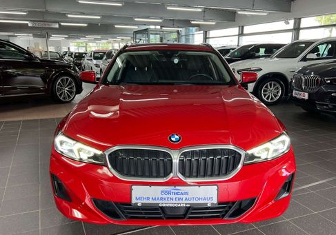 BMW 318, 2022