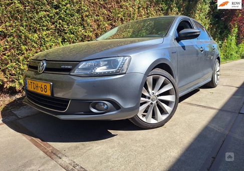 Volkswagen Jetta, 2013
