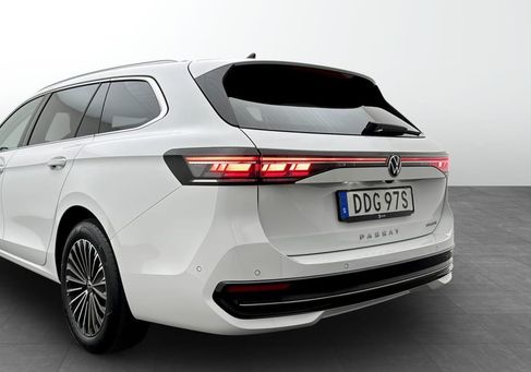 Volkswagen Passat Variant, 2025 3