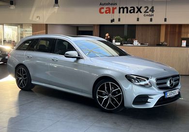 Mercedes-Benz 220, 2019