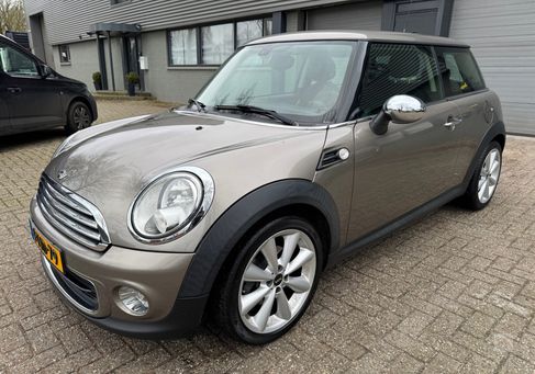 MINI ONE, 2014