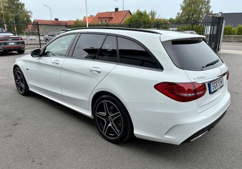Mercedes-Benz C 300, 2021