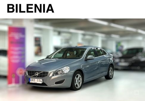 Volvo S60, 2011