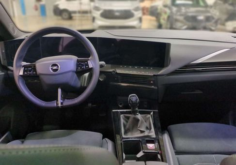 Opel Astra, 2025