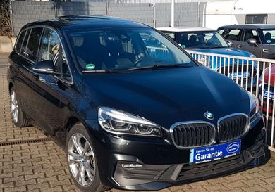 BMW 216, 2021