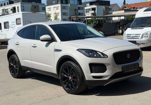 Jaguar E-Pace, 2018 3