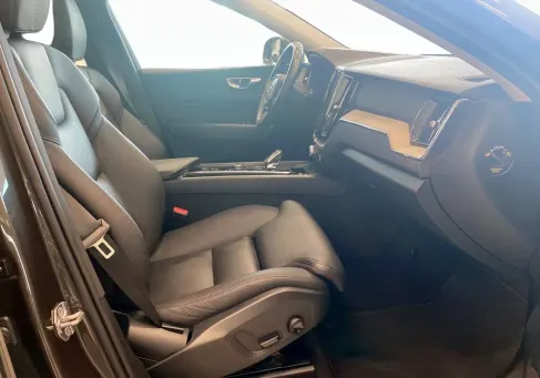 Volvo XC60, 2021