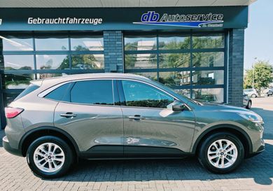 Ford Kuga, 2022