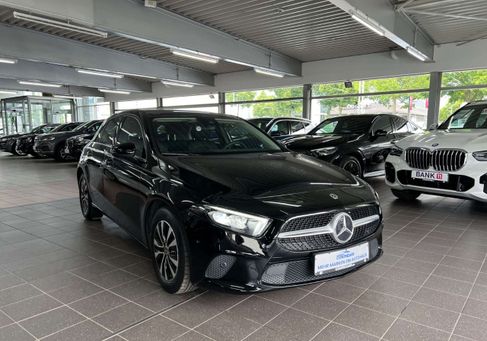 Mercedes-Benz A 180, 2023