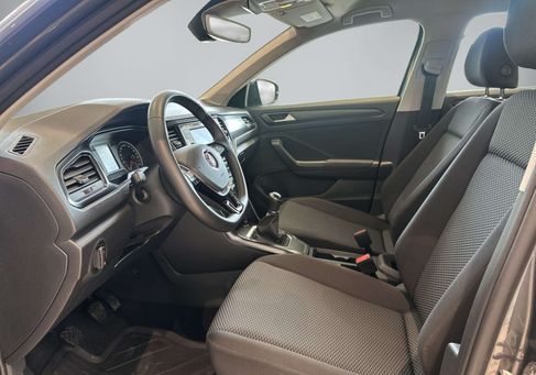 Volkswagen T-Roc, 2018