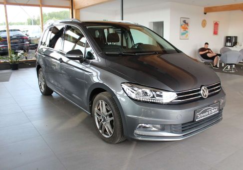 Volkswagen Touran, 2018 3