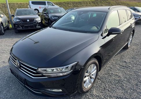 Volkswagen Passat Variant, 2023 3