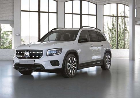 Mercedes-Benz GLB 200, 2022