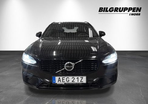 Volvo V90, 2021