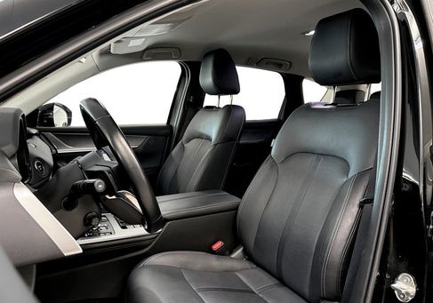 Mazda CX-60, 2023 3