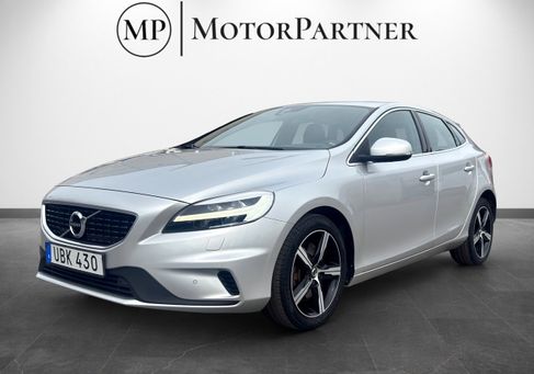 Volvo V40, 2019