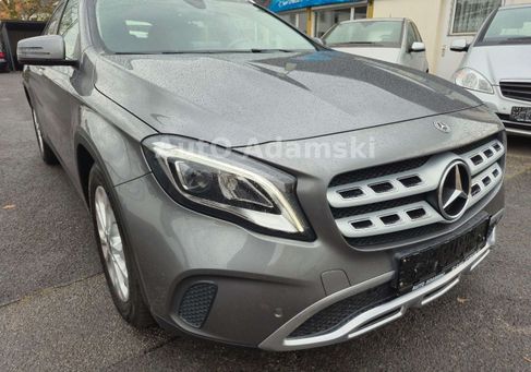 Mercedes-Benz GLA 200, 2017