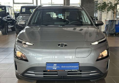 Hyundai Kona, 2022 3