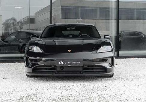 Porsche Taycan, 2023