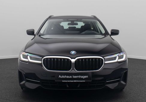 BMW 530, 2022