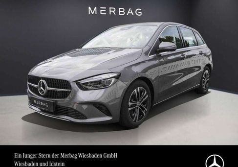 Mercedes-Benz B 180, 2024