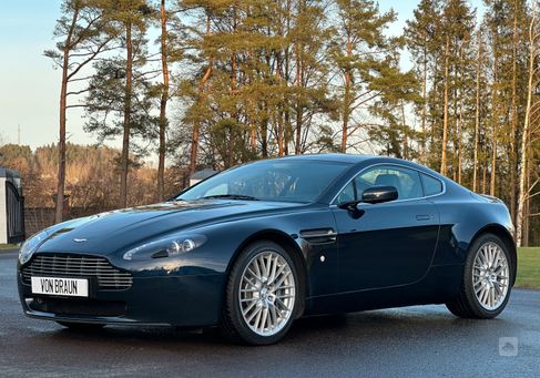 Aston Martin V8 Vantage, 2009