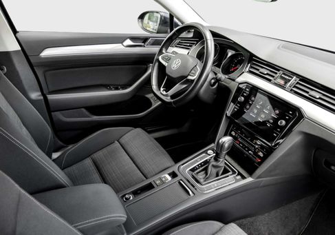 Volkswagen Passat Variant, 2022 3