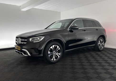Mercedes-Benz GLC 300, 2021