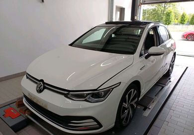 Volkswagen Golf, 2023