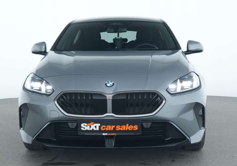 BMW 118, 2025