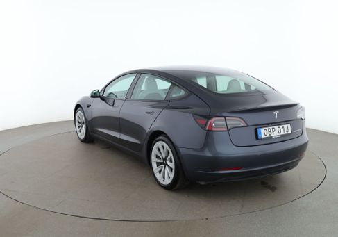 Tesla Model 3, 2021 3