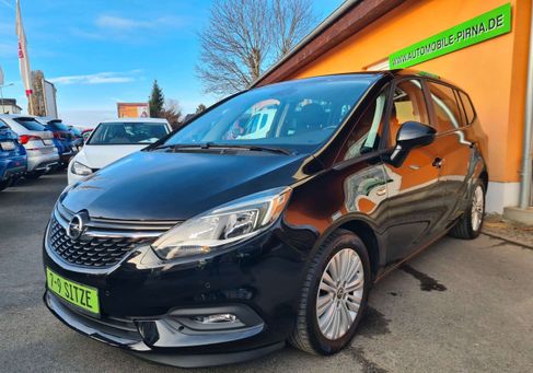 Opel Zafira, 2017
