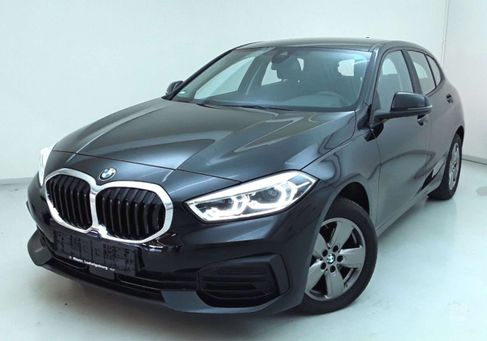 BMW 118, 2022